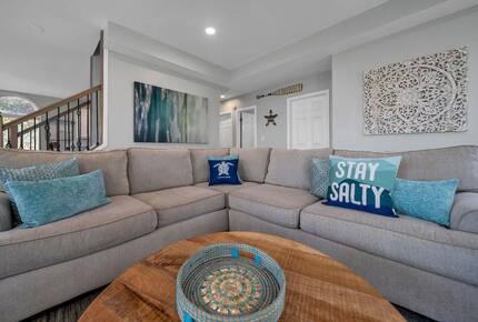 Paradise Lookout Beach Home | Private Heated Pool, 4 min walk to Beach, Amazing Views, Sky Deck - Inlet Beach, Florida