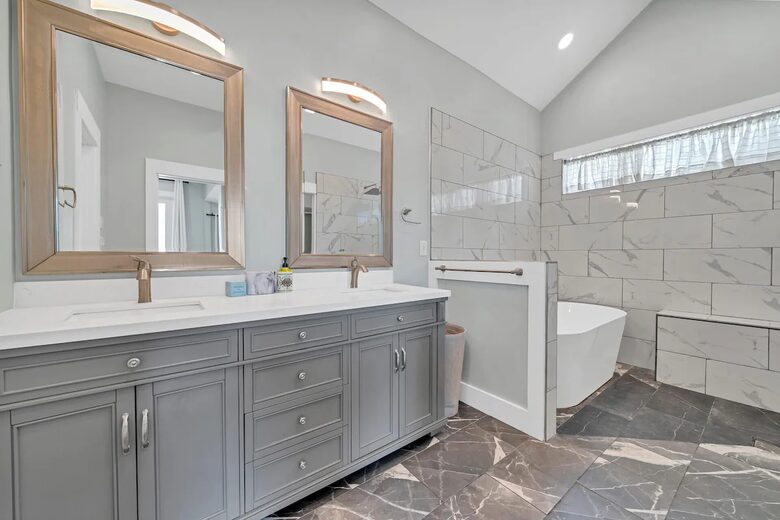 Paradise Lookout Beach Home | Private Heated Pool, 4 min walk to Beach, Amazing Views, Sky Deck - Inlet Beach, Florida