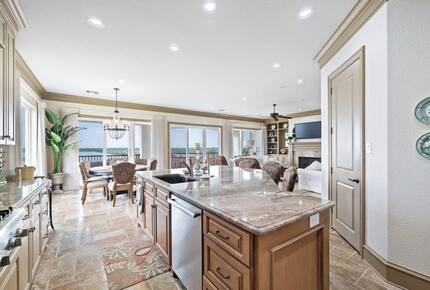 Harborwalk Bay House | Waterfront with Dock, Elevator, Golf Cart, and More - Hitchcock, Texas