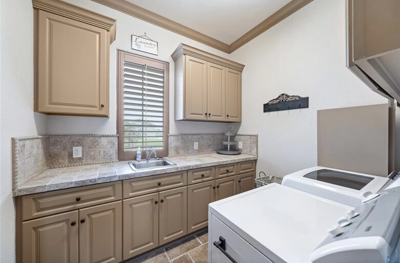 Harborwalk Bay House | Waterfront with Dock, Elevator, Golf Cart, and More - Hitchcock, Texas