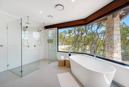 Caves Manor - Margaret River, Australia