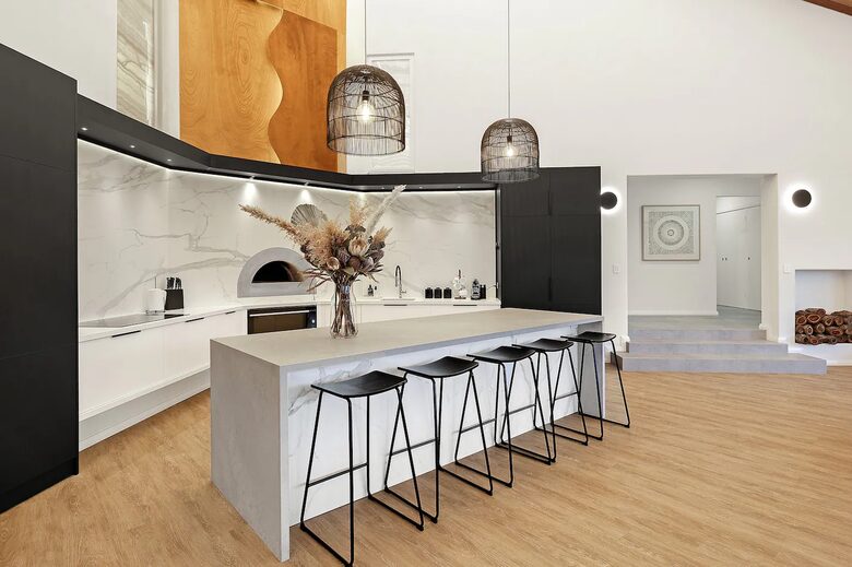 Caves Manor - Margaret River, Australia