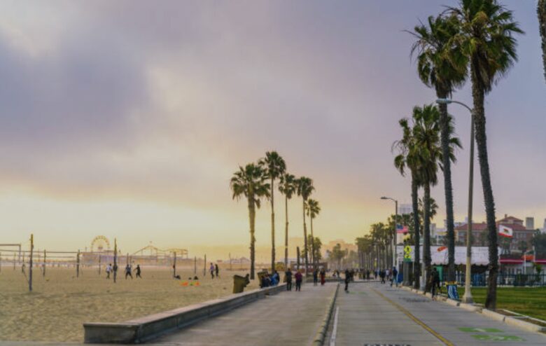 Venice Beachfront Getaway on the Boardwalk - Los Angeles, California