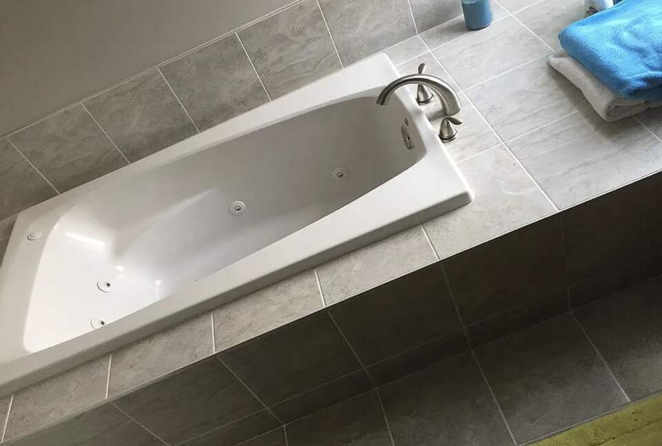 Modern Family Home in the DC Suburbs - Falls Church, Virginia