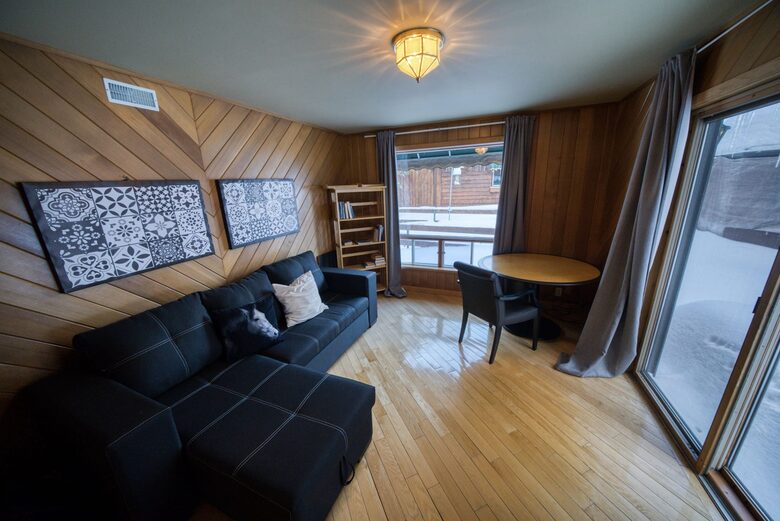 Tranquil Lakefront Cabin - Stratford, Canada