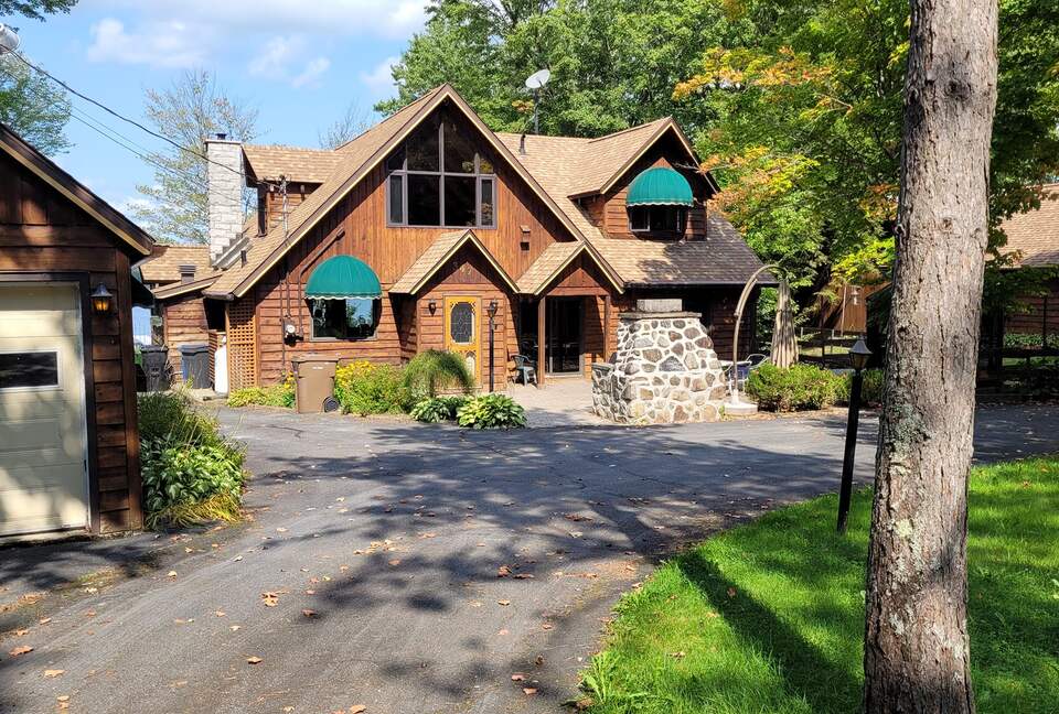 Tranquil Lakefront Cabin - Stratford, Canada