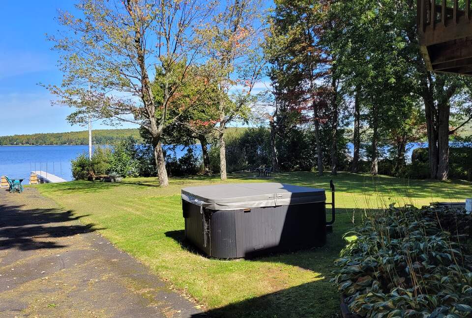 Tranquil Lakefront Cabin - Stratford, Canada