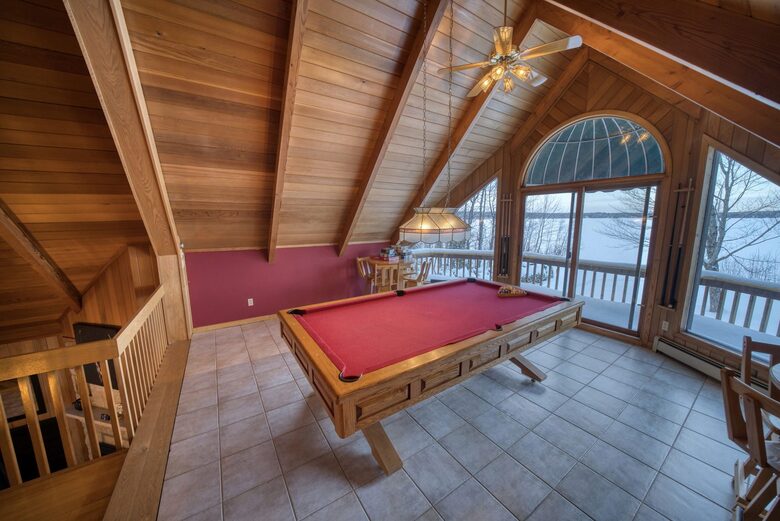 Tranquil Lakefront Cabin - Stratford, Canada