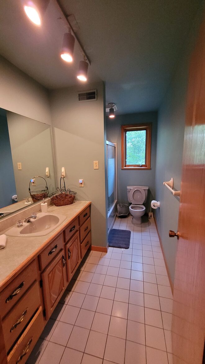 Tranquil Lakefront Cabin - Stratford, Canada