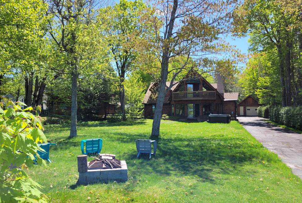 Tranquil Lakefront Cabin - Stratford, Canada