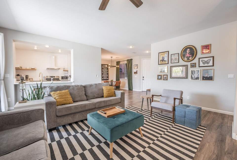 Vegas-Style Desert Luxury | Hot Tub + Gameroom - Henderson, Nevada