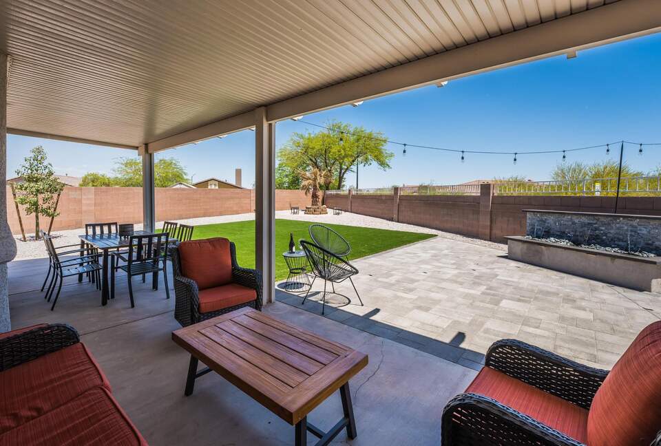 Vegas-Style Desert Luxury | Hot Tub + Gameroom - Henderson, Nevada