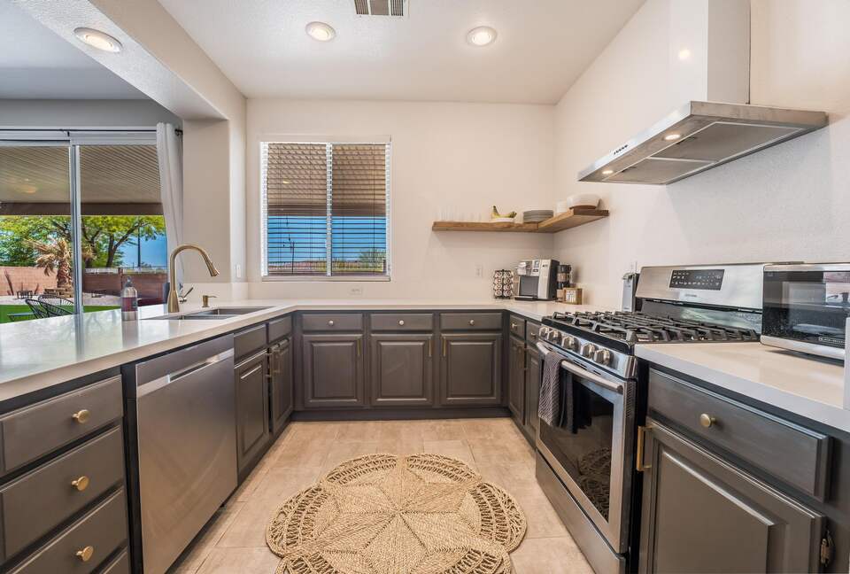 Vegas-Style Desert Luxury | Hot Tub + Gameroom - Henderson, Nevada