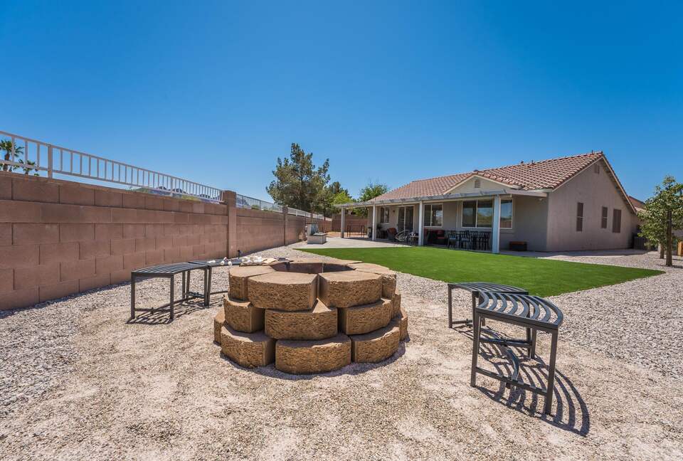 Vegas-Style Desert Luxury | Hot Tub + Gameroom - Henderson, Nevada