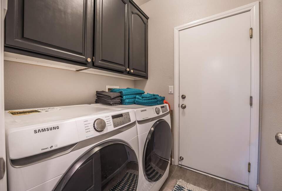 Vegas-Style Desert Luxury | Hot Tub + Gameroom - Henderson, Nevada