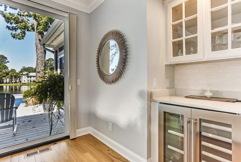 Bell Cottage on Lagoon - Savannah, Georgia