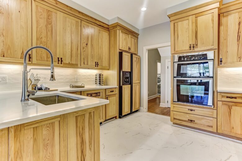 Bell Cottage on Lagoon - Savannah, Georgia