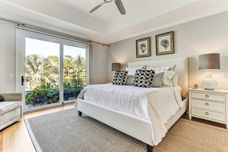 Bell Cottage on Lagoon - Savannah, Georgia