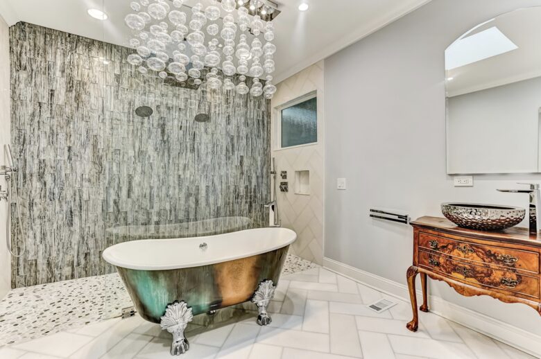 Bell Cottage on Lagoon - Savannah, Georgia