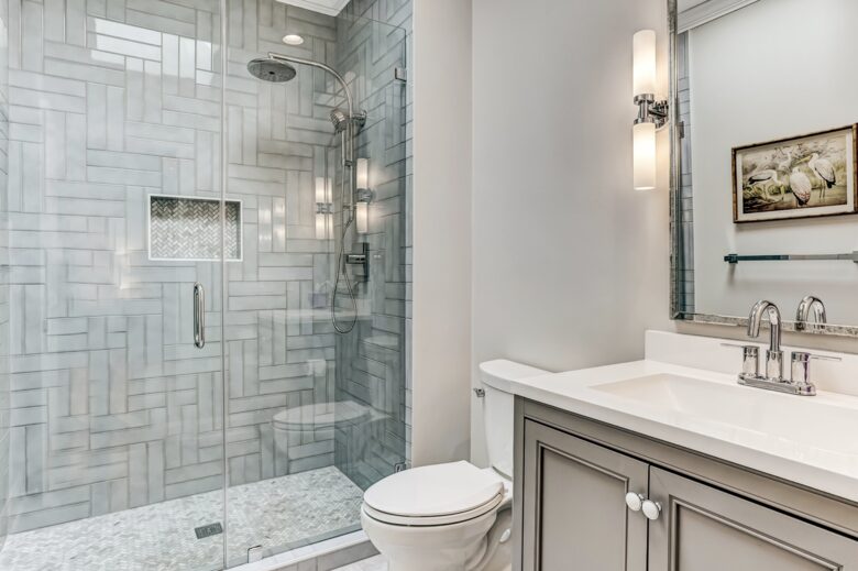 Bell Cottage on Lagoon - Savannah, Georgia