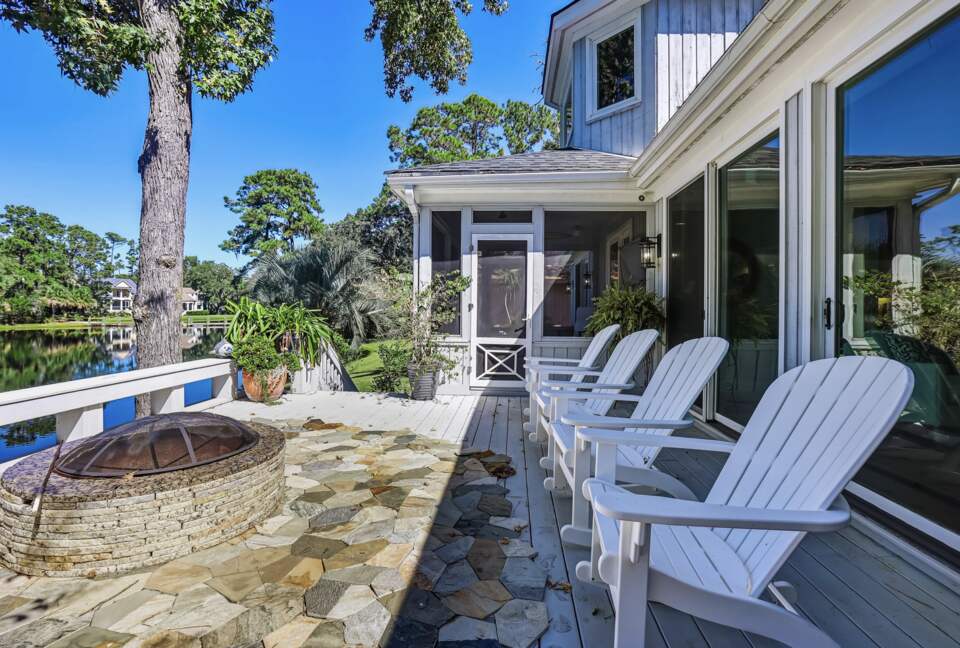 Bell Cottage on Lagoon - Savannah, Georgia