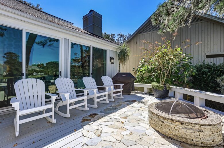 Bell Cottage on Lagoon - Savannah, Georgia