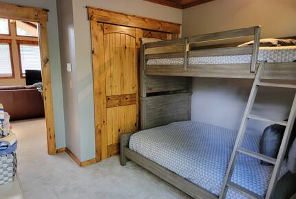 Bedroom 5 - Double bed on bottom; Single bed on top