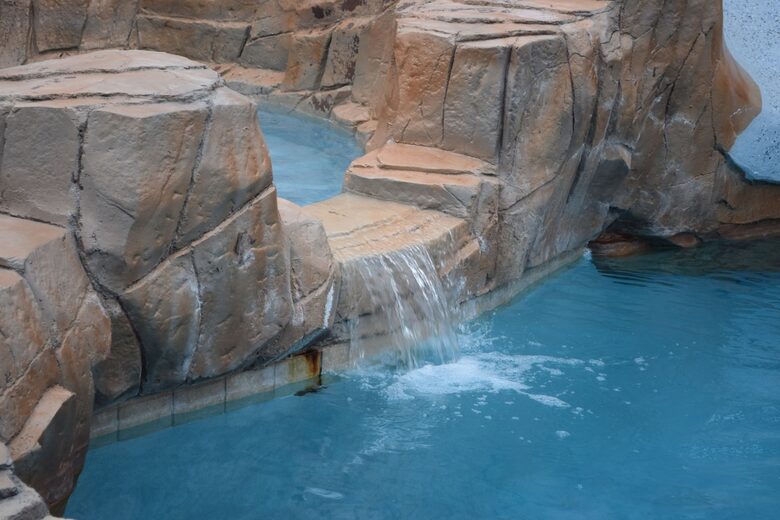 Lake Havasu Paradise | Solar Heated Pool | Hot Tub | Tiki Bar | Backyard Resort - Lake Havasu City, Arizona