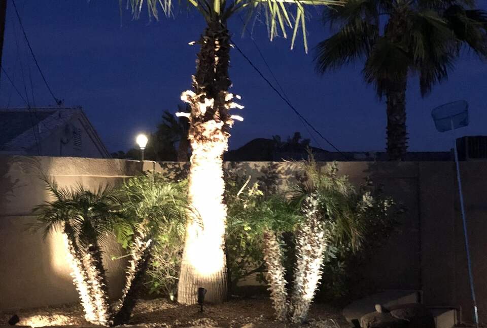 Lake Havasu Paradise | Solar Heated Pool | Hot Tub | Tiki Bar | Backyard Resort - Lake Havasu City, Arizona