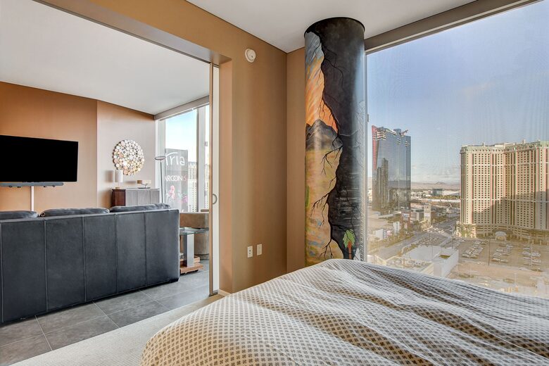 Las Vegas Strip Living - Las Vegas, Nevada