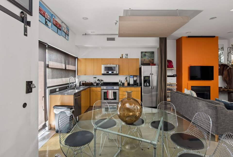 Luxurious 4-Story Beach Loft w/ Rooftop Perch - Los Angeles, California