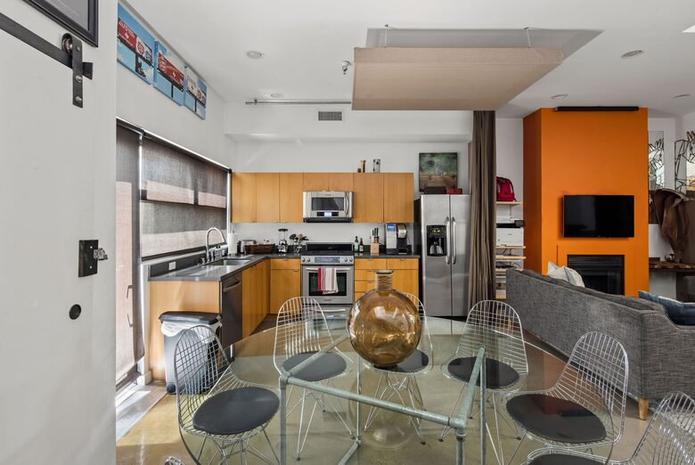 Luxurious 4-Story Beach Loft w/ Rooftop Perch - Los Angeles, California