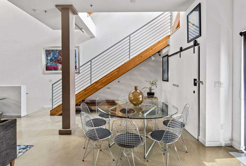 Luxurious 4-Story Beach Loft w/ Rooftop Perch - Los Angeles, California