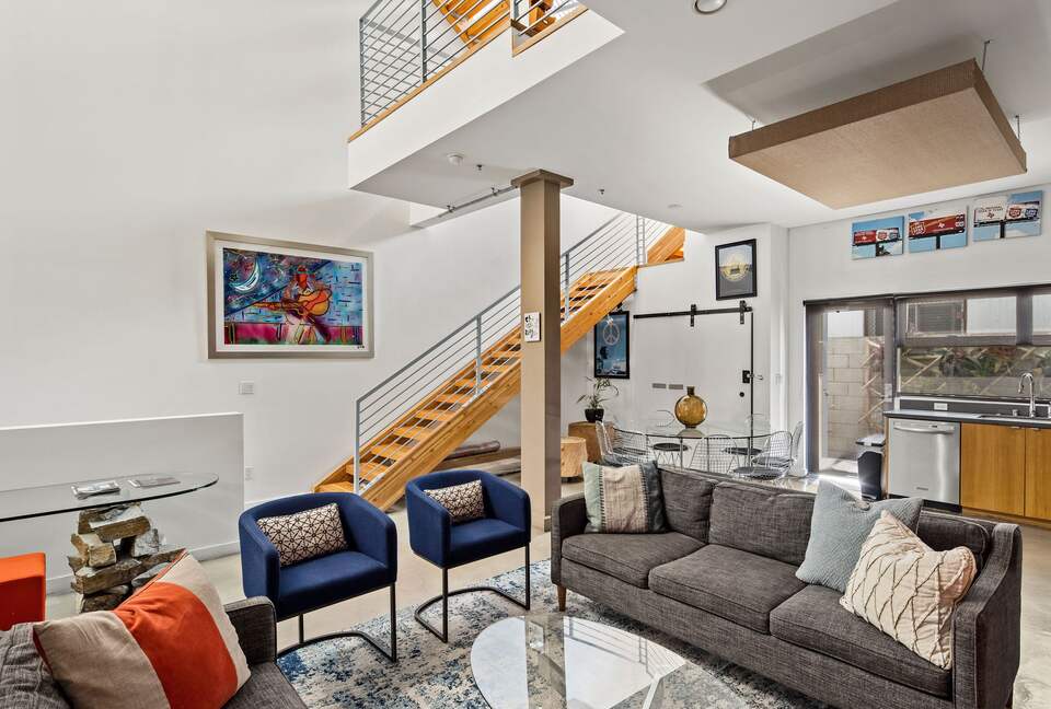 Luxurious 4-Story Beach Loft w/ Rooftop Perch - Los Angeles, California