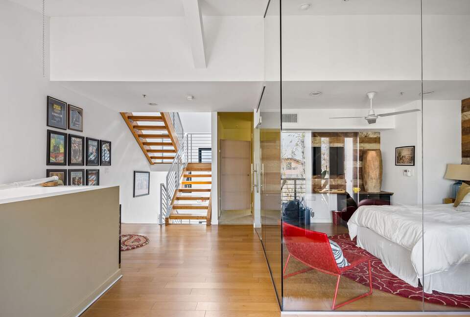 Luxurious 4-Story Beach Loft w/ Rooftop Perch - Los Angeles, California