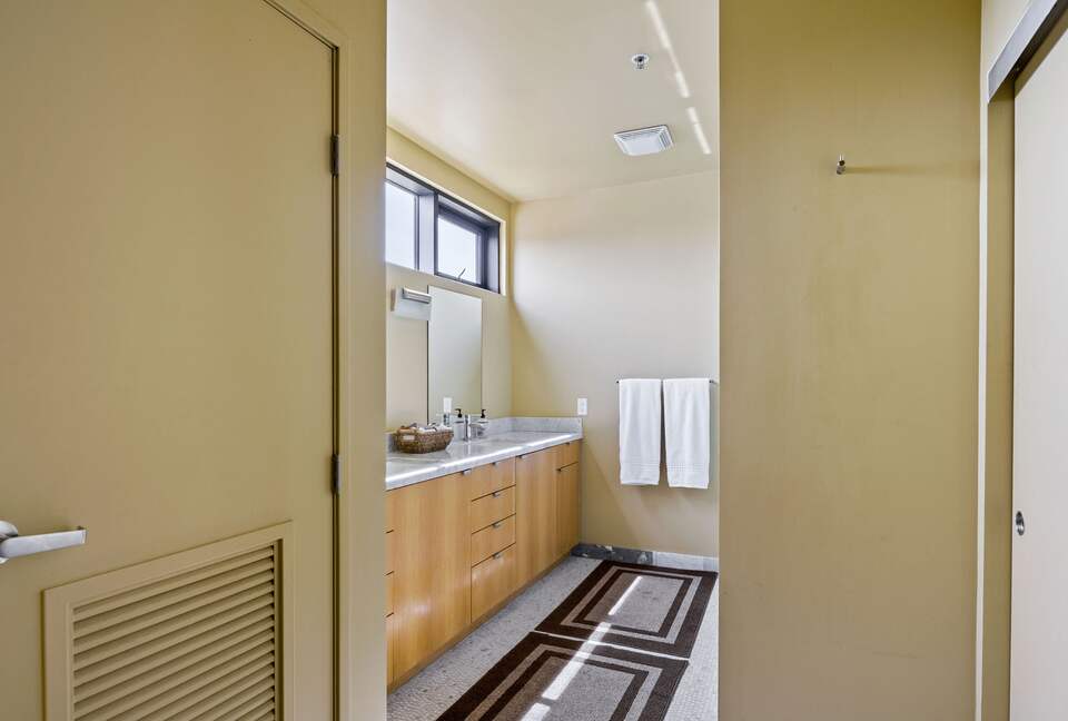 Luxurious 4-Story Beach Loft w/ Rooftop Perch - Los Angeles, California