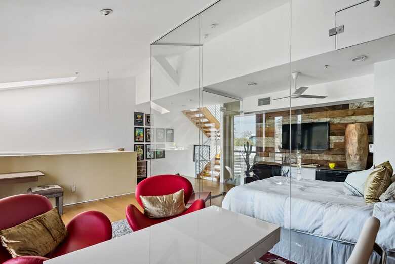 Luxurious 4-Story Beach Loft w/ Rooftop Perch - Los Angeles, California