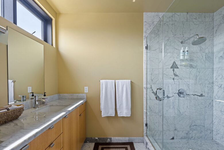 Luxurious 4-Story Beach Loft w/ Rooftop Perch - Los Angeles, California