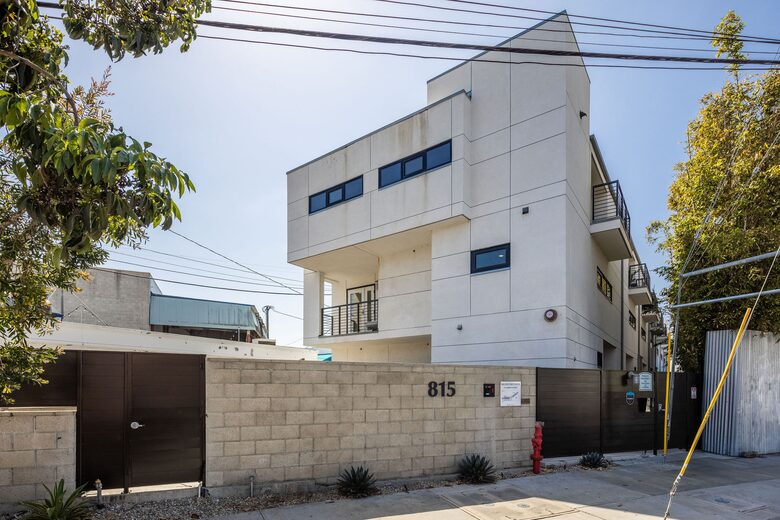 Luxurious 4-Story Beach Loft w/ Rooftop Perch - Los Angeles, California