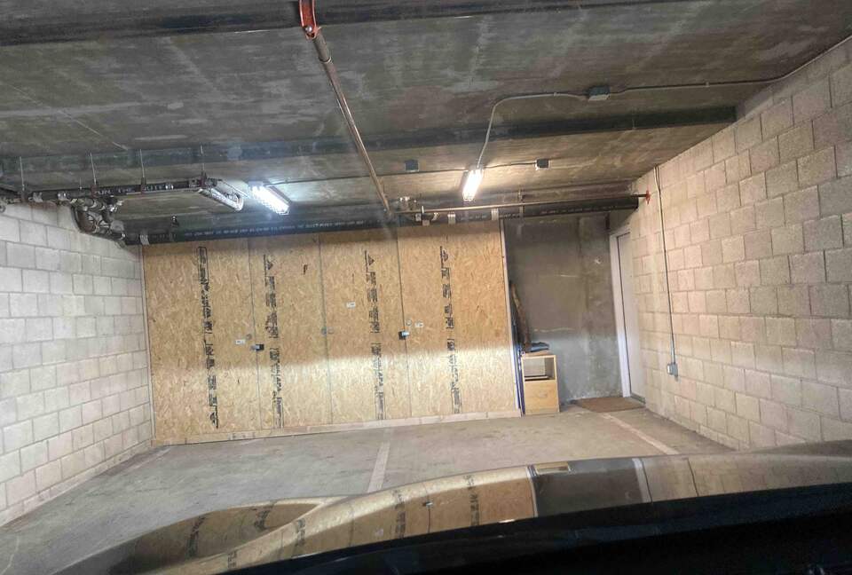 Luxurious 4-Story Beach Loft w/ Rooftop Perch - Los Angeles, California