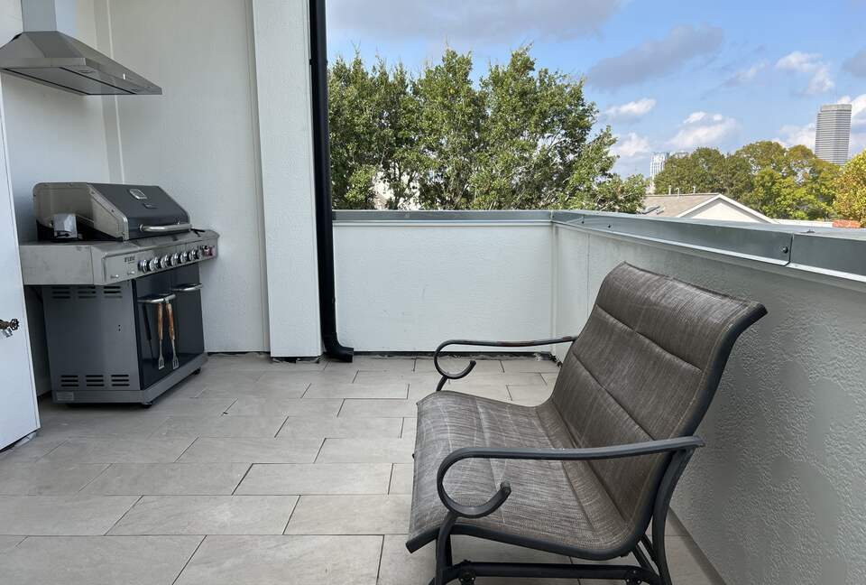 Luxe Home w/ Rooftop Terrace and Elevator - Houston, Texas