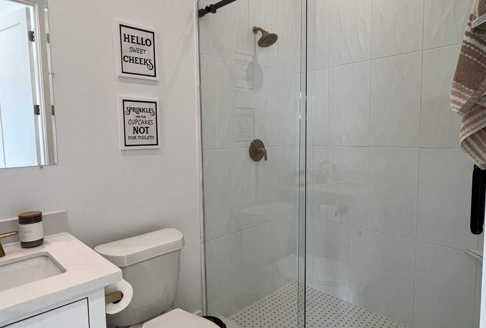 Luxe Home w/ Rooftop Terrace and Elevator - Houston, Texas