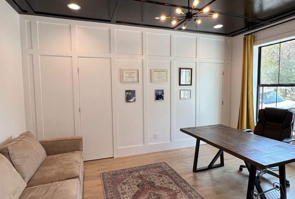 Luxe Home w/ Rooftop Terrace and Elevator - Houston, Texas