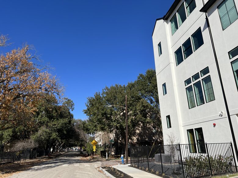Luxe Home w/ Rooftop Terrace and Elevator - Houston, Texas