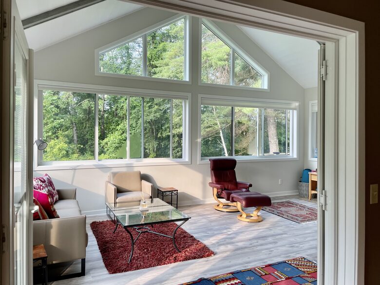 Contemporary Berkshires Retreat - Stockbridge, Massachusetts