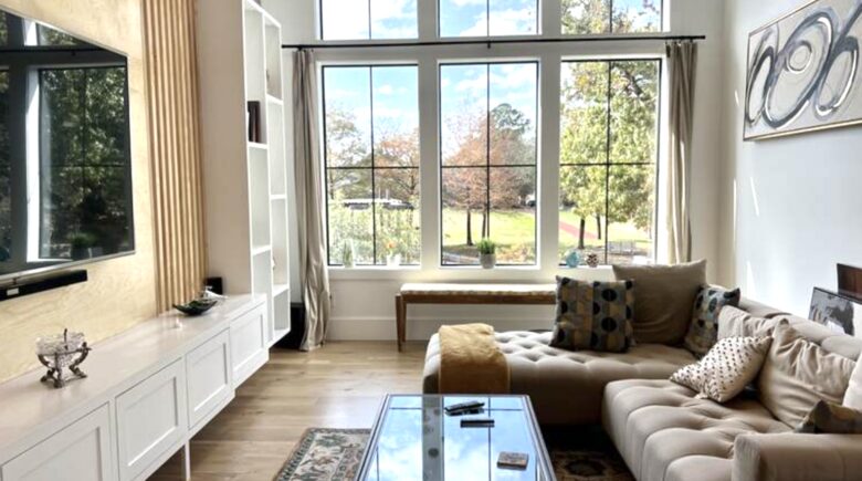 Luxe Home w/ Rooftop Terrace and Elevator - Houston, Texas