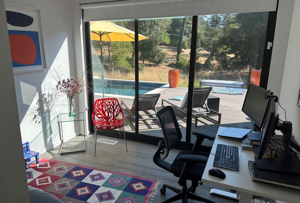 Sonoma Valley Modern Retreat - Kenwood, California