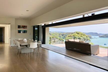 Oke Beach House - Hikurangi, New Zealand