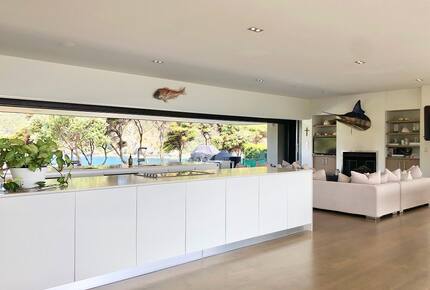 Oke Beach House - Hikurangi, New Zealand