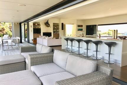 Oke Beach House - Hikurangi, New Zealand